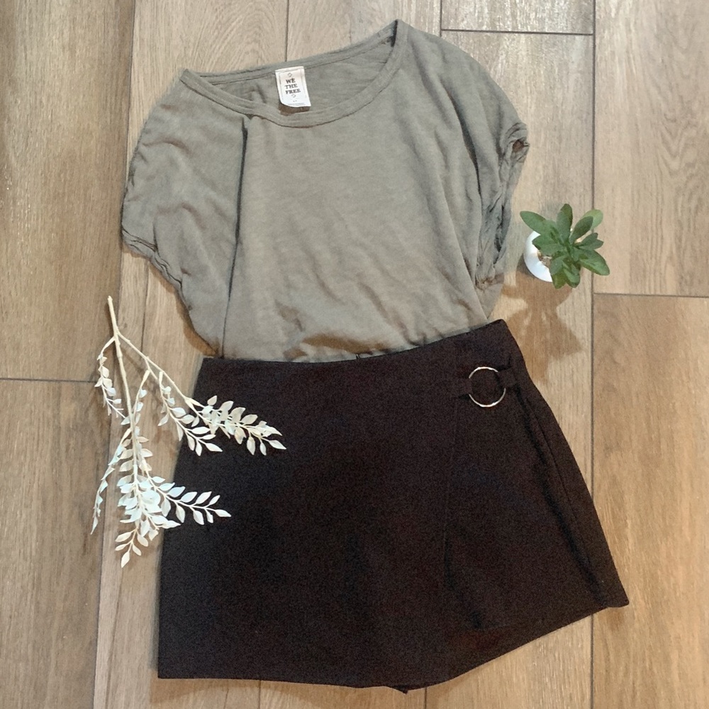 Vestique mini skort
